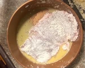 家人都爱吃酥酥脆脆的猪排的做法