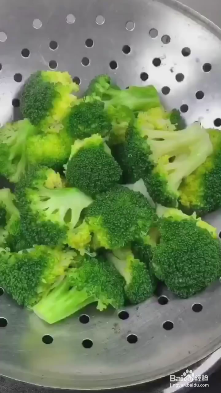 如何制作蒜蓉西兰花