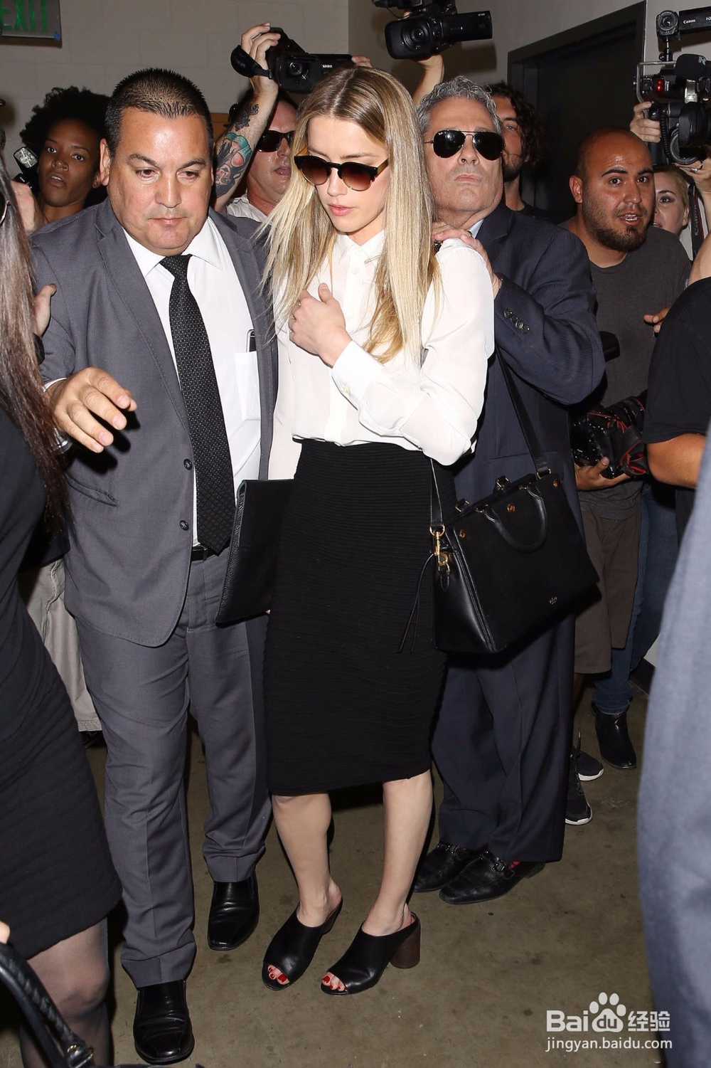 穿上这双鞋，秒变大妈？！穆勒鞋怎么穿出时尚感