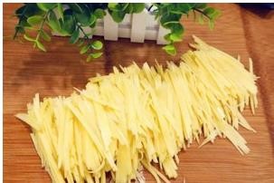 醋溜土豆丝,你真的会溜吗?记住这三点,一定好吃!