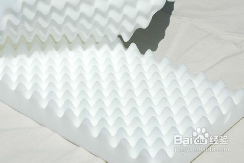 一双好的登山鞋具备的各种登山要素