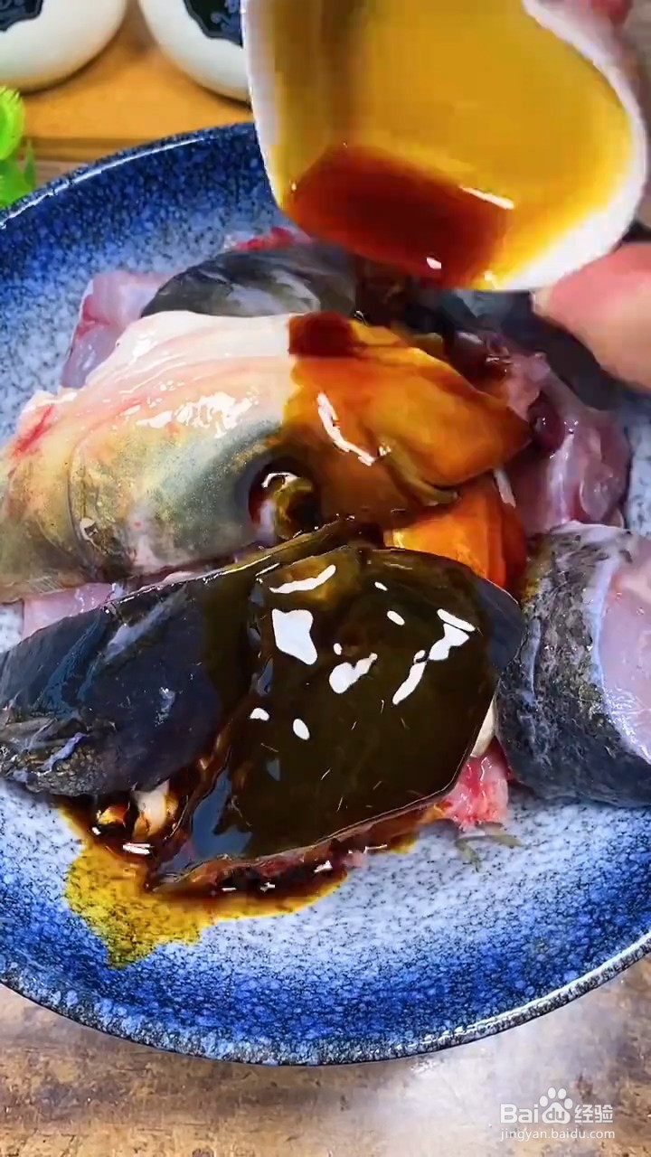 如何自制美味好吃的啤酒炖鱼头