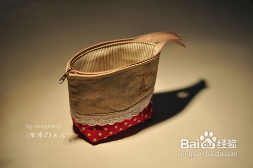{浓浓の生活}布艺铁塔图案小手包的做法