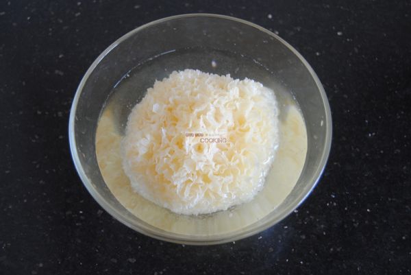 草莓红枣银耳羹