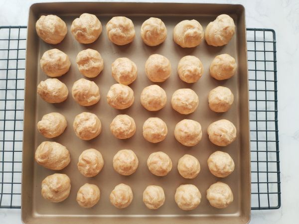 卡士达奶油泡芙