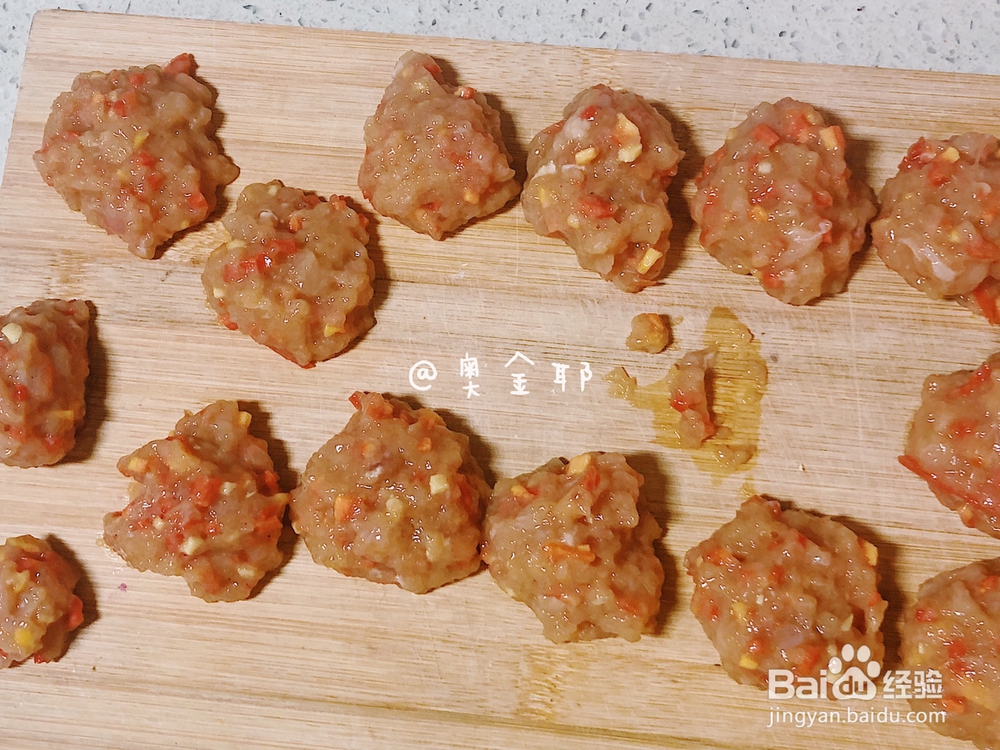 姐姐为我做的鹰嘴豆番茄鸡肉丸