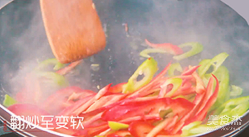 青椒炒鸡蛋的做法