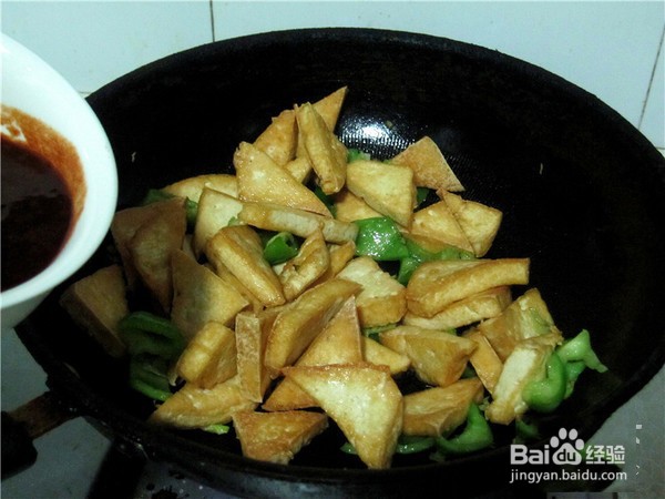 如何在家就能简单制作一份番茄糖醋豆腐呢？