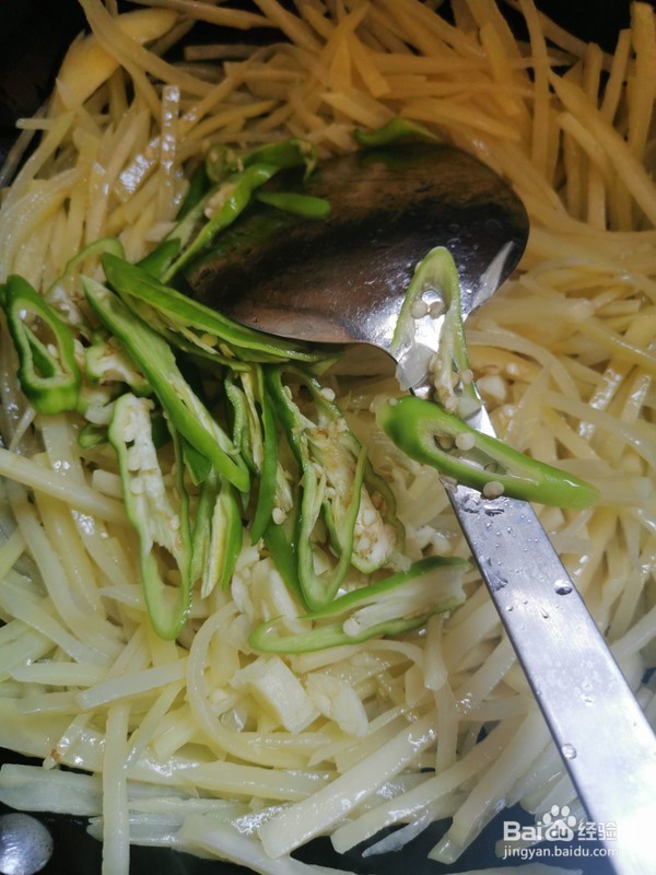 酸辣土豆丝的做法