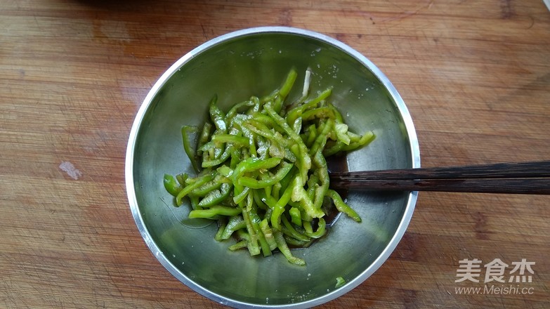 茄子肉丁手擀面