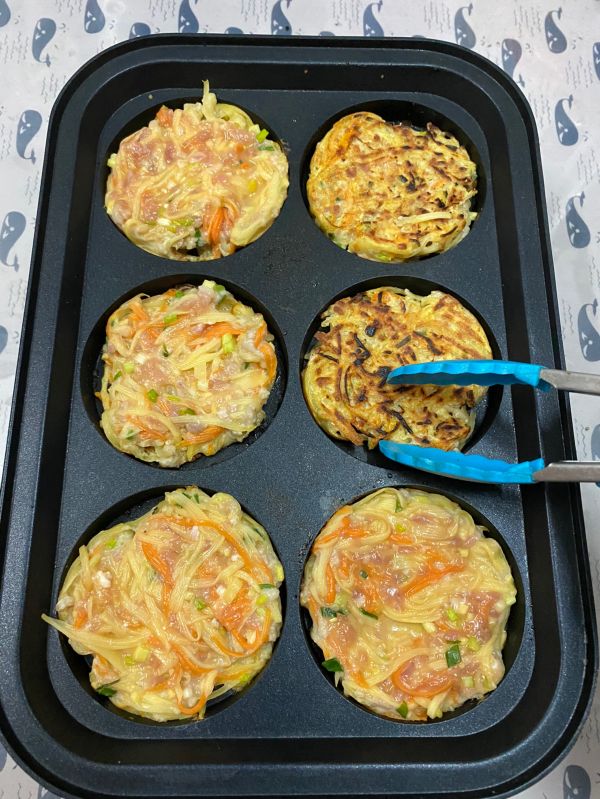 香煎土豆丝肉饼