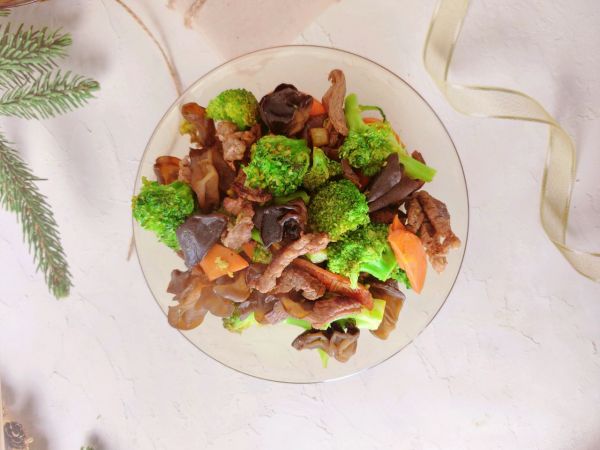 西兰花炒牛肉丝