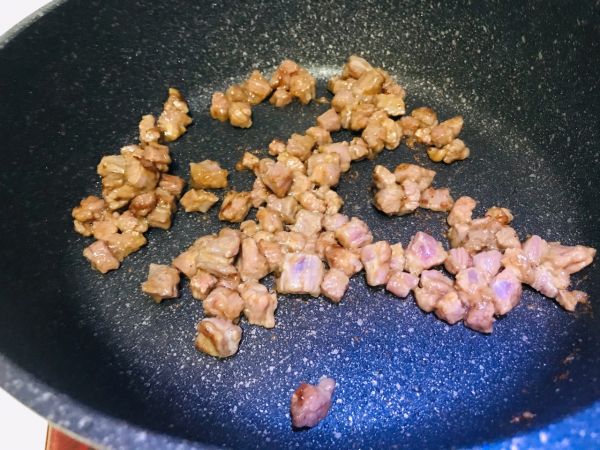 咖喱鸡肉杏鲍菇饭
