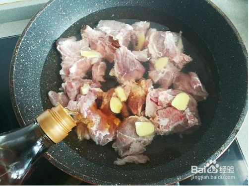 莲子排骨汤做法