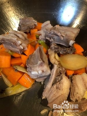 滋补圣品羊排胡萝卜汤