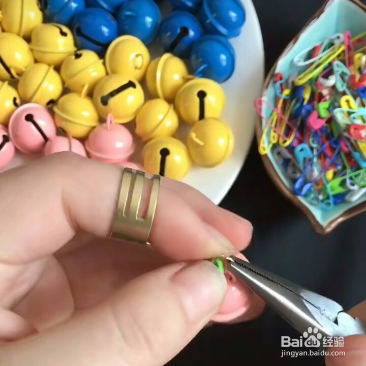 铃铛耳环的教程