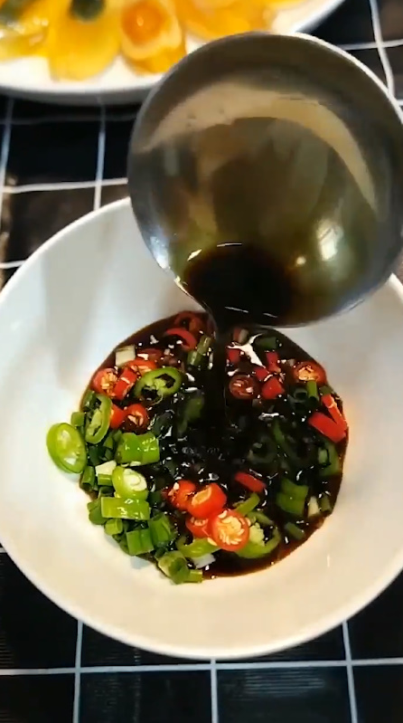 凉拌皮蛋怎么做?