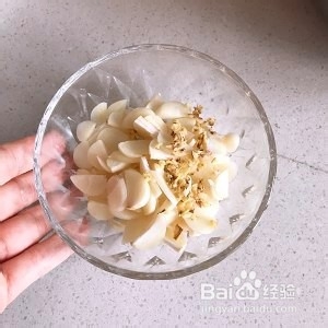 食补养生凉拌炝藕的做法