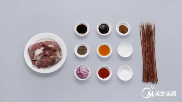 红柳枝烤羊肉串