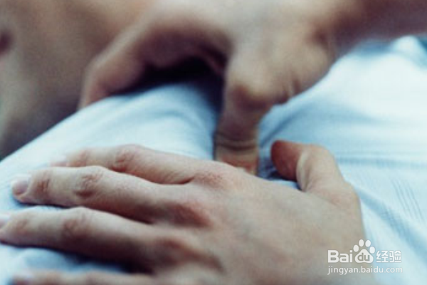 怎样缓解老年痴呆者紧张不安情绪