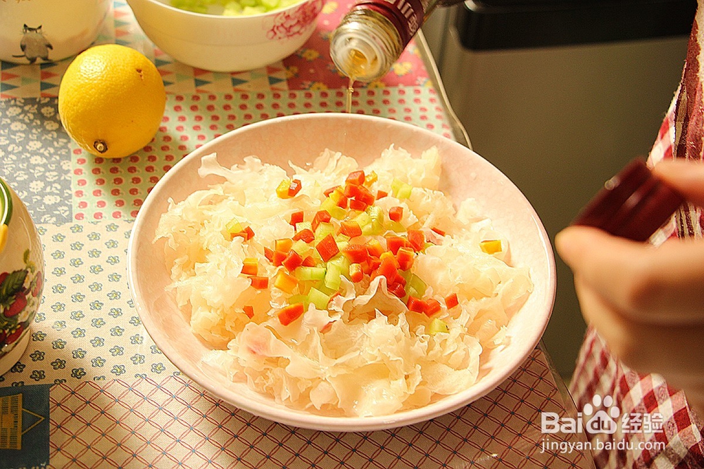 六月飞雪——凉拌雪银耳