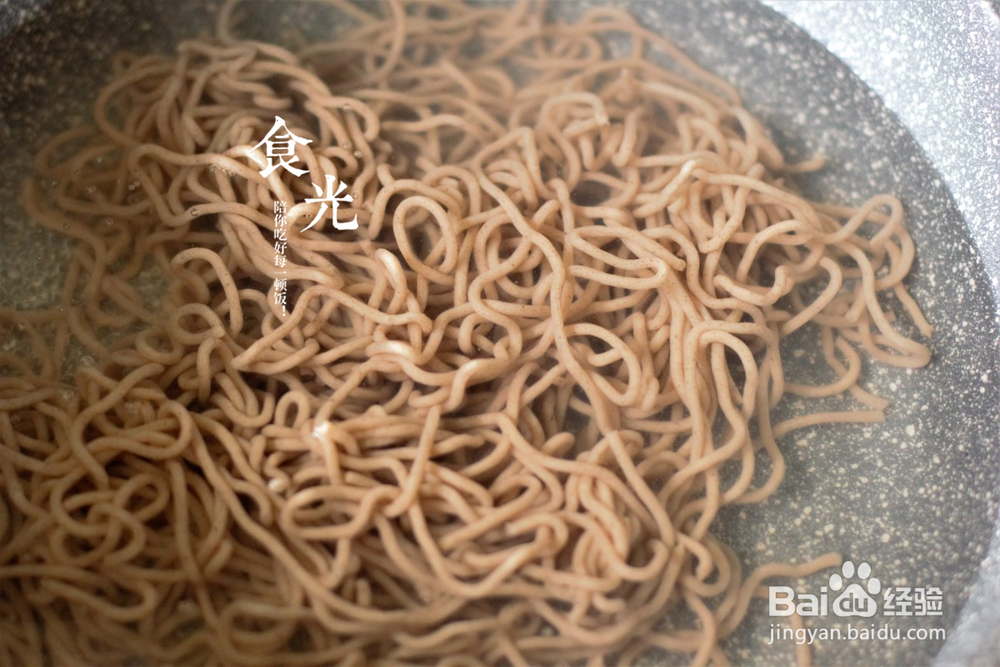 香香脆脆的素炒荞麦面