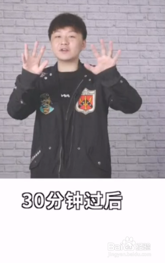 歌手唱歌都是怎么开嗓的？