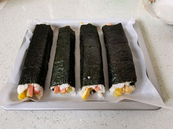 自制美味寿司卷