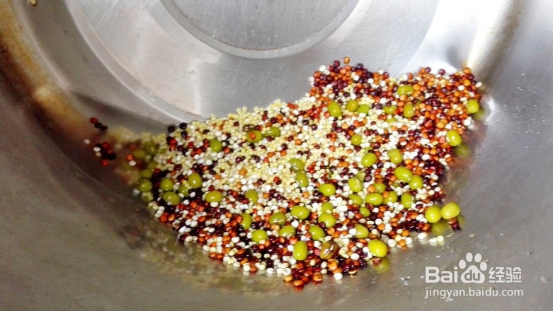 藜麦小米绿豆粥的制作方法