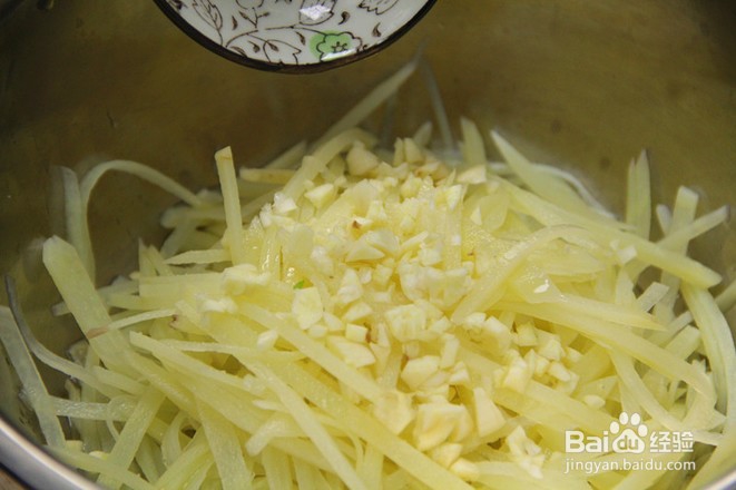 教你做凉拌土豆丝