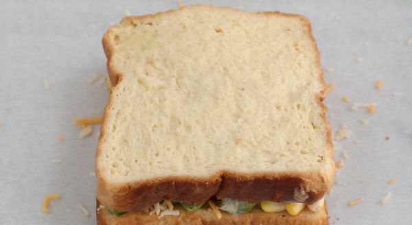 芝士虾仁吐司汉堡