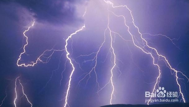 雷雨季节家用电器电视电脑最佳防雷击措施