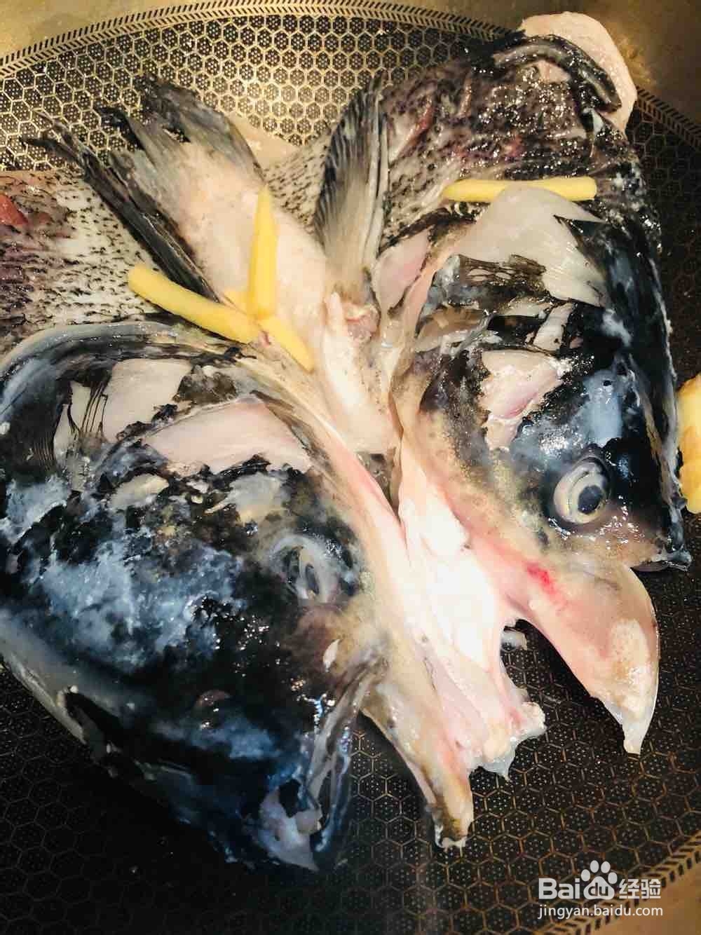 鱼头虾蟹汤的做法