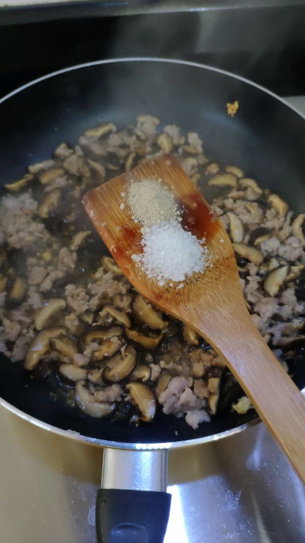 冬菇肉沫酱豆腐滑蛋