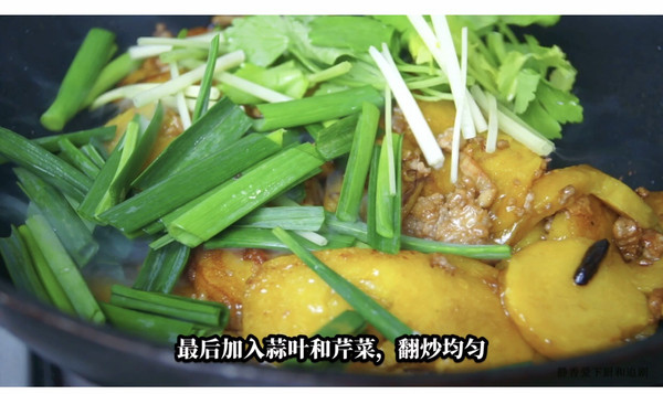 怎么可以少了这道炒黄粄呢