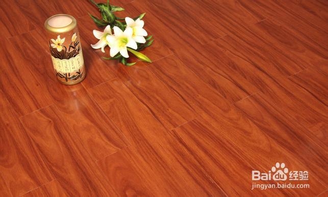 居家地板保护技巧