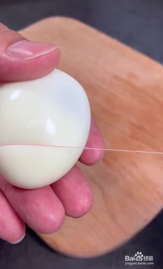 如何煎出圆形的鸡蛋?