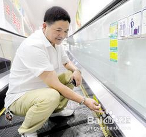 孕妇乘坐扶梯要注意哪些？