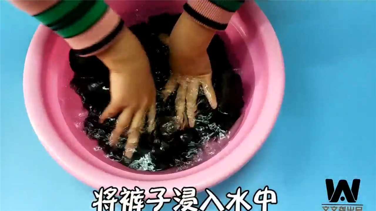 怎样洗绒裤才不会褪色