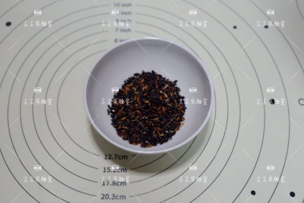 黑米发糕#10分钟早餐大挑战#