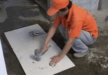 地板砖的正确铺贴方法