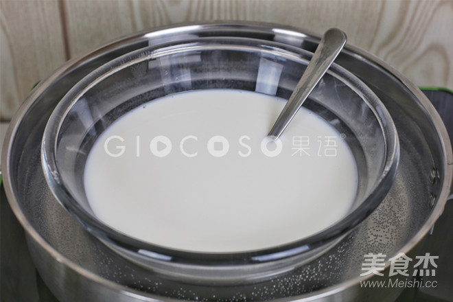 紫薯奶香羹的做法