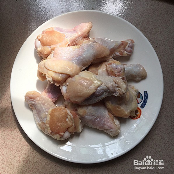 水笋烧鸡翅根的做法