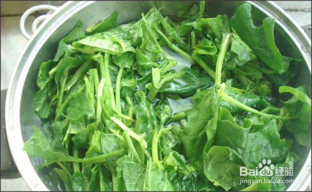 教你快速做出胡萝卜拌菠菜