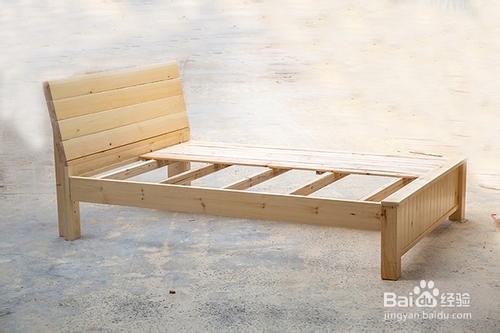 梦成控股实木家具选购要注意哪些?