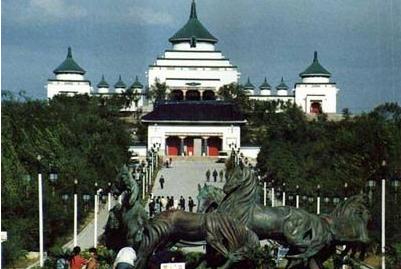 带着雪橇上草原内蒙古旅游攻略