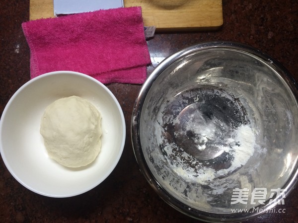 手撕韭菜饼的做法