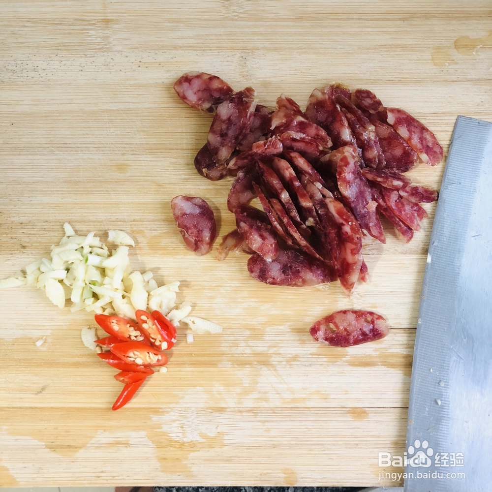 赞不绝口的蒜薹炒腊肠