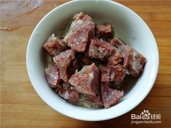 胚芽米牛肉焖饭