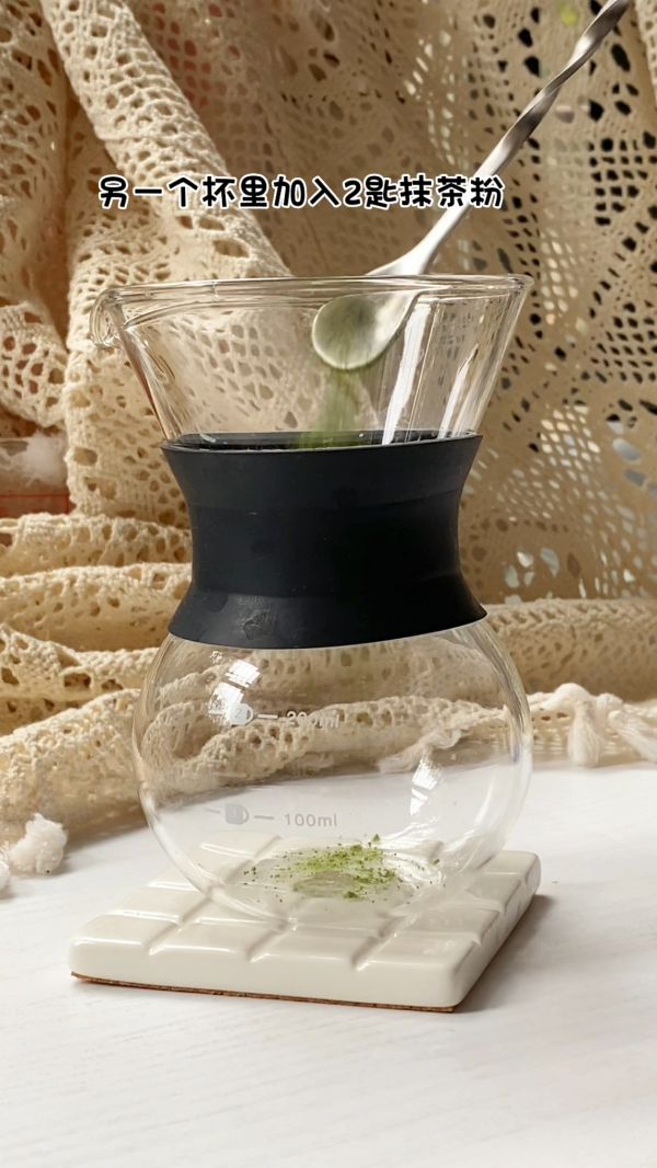 抹茶可可冰拿铁